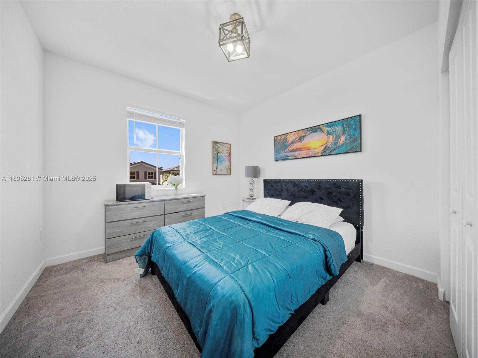 Small Image of 1411 SOUTH EAST 26TH RD, Homestead Number 12