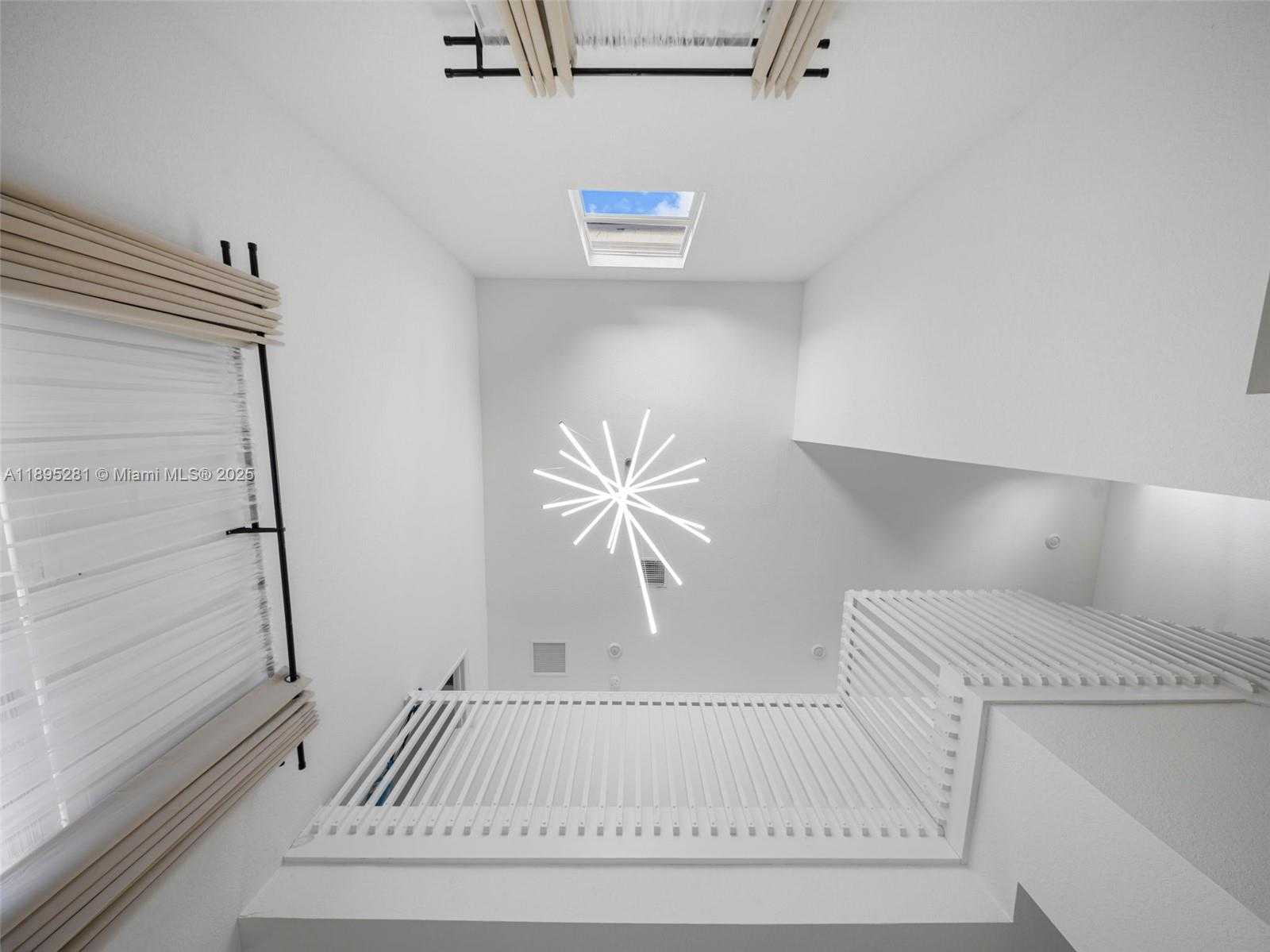 Small Image of 1411 SOUTH EAST 26TH RD, Homestead Number 21