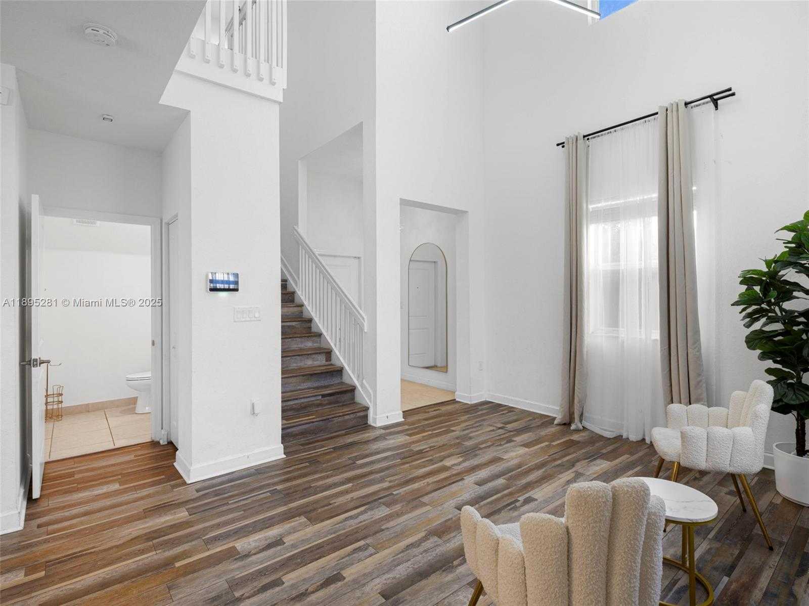 Small Image of 1411 SOUTH EAST 26TH RD, Homestead Number 29