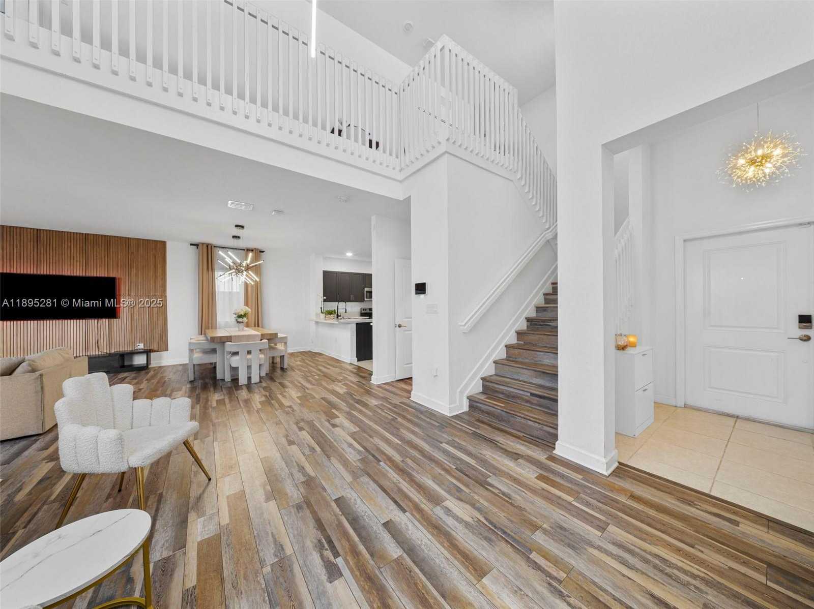 Small Image of 1411 SOUTH EAST 26TH RD, Homestead Number 35