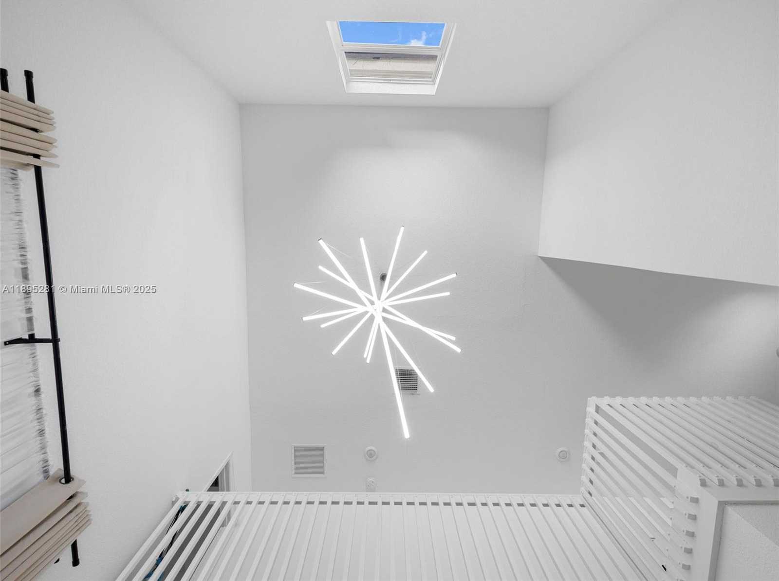 Small Image of 1411 SOUTH EAST 26TH RD, Homestead Number 36