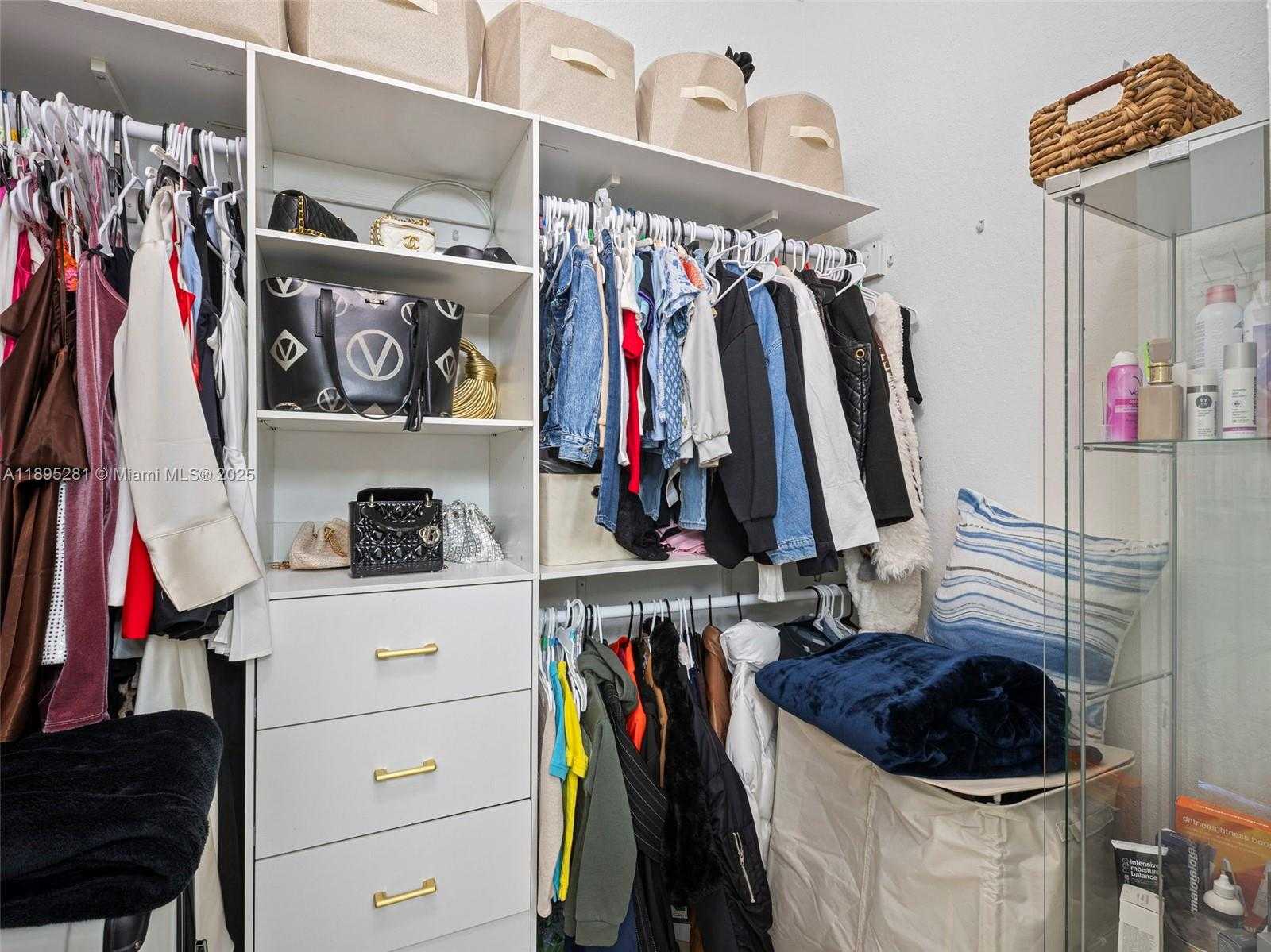 Small Image of 1411 SOUTH EAST 26TH RD, Homestead Number 47