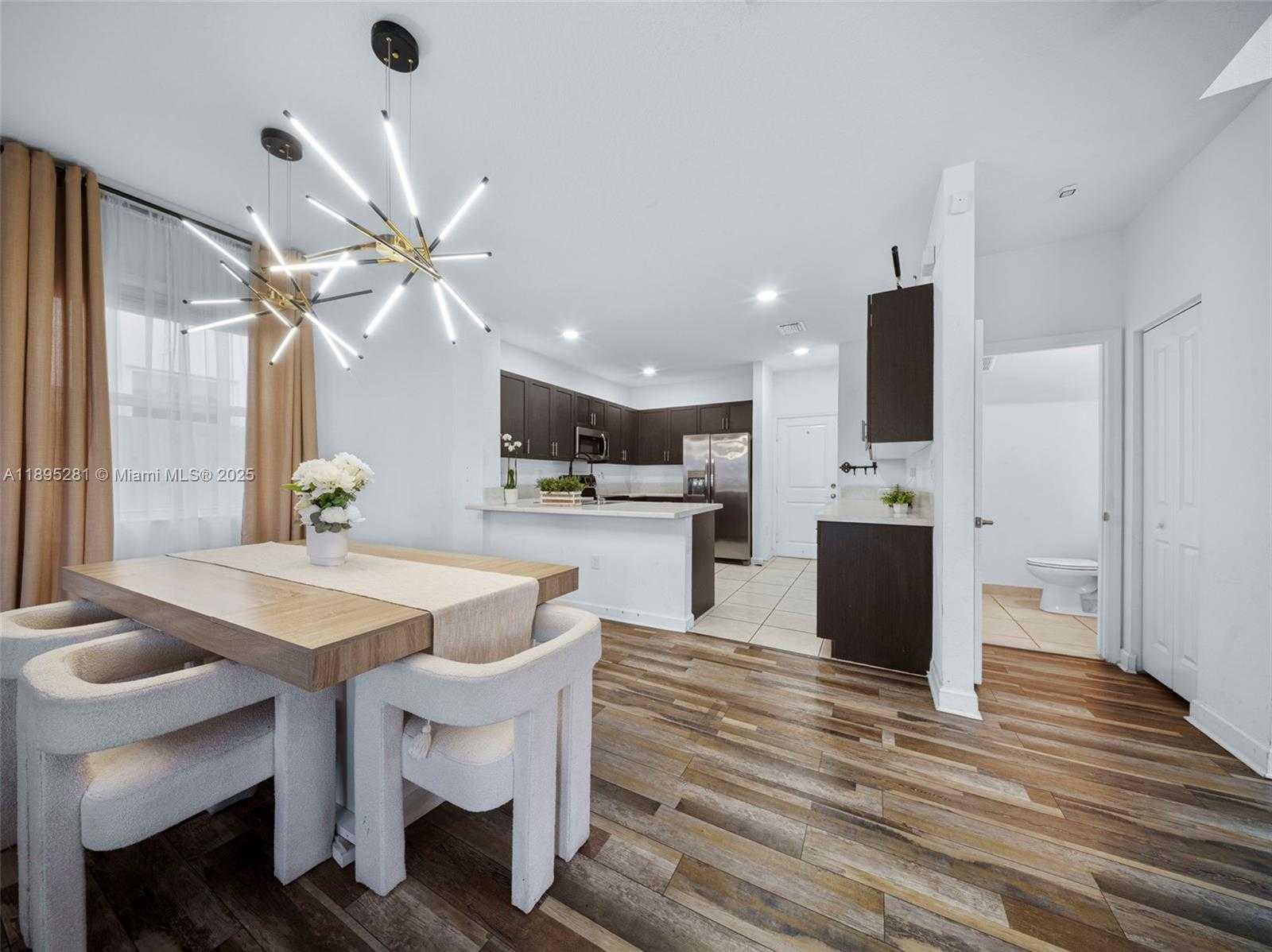 Small Image of 1411 SOUTH EAST 26TH RD, Homestead Number 5