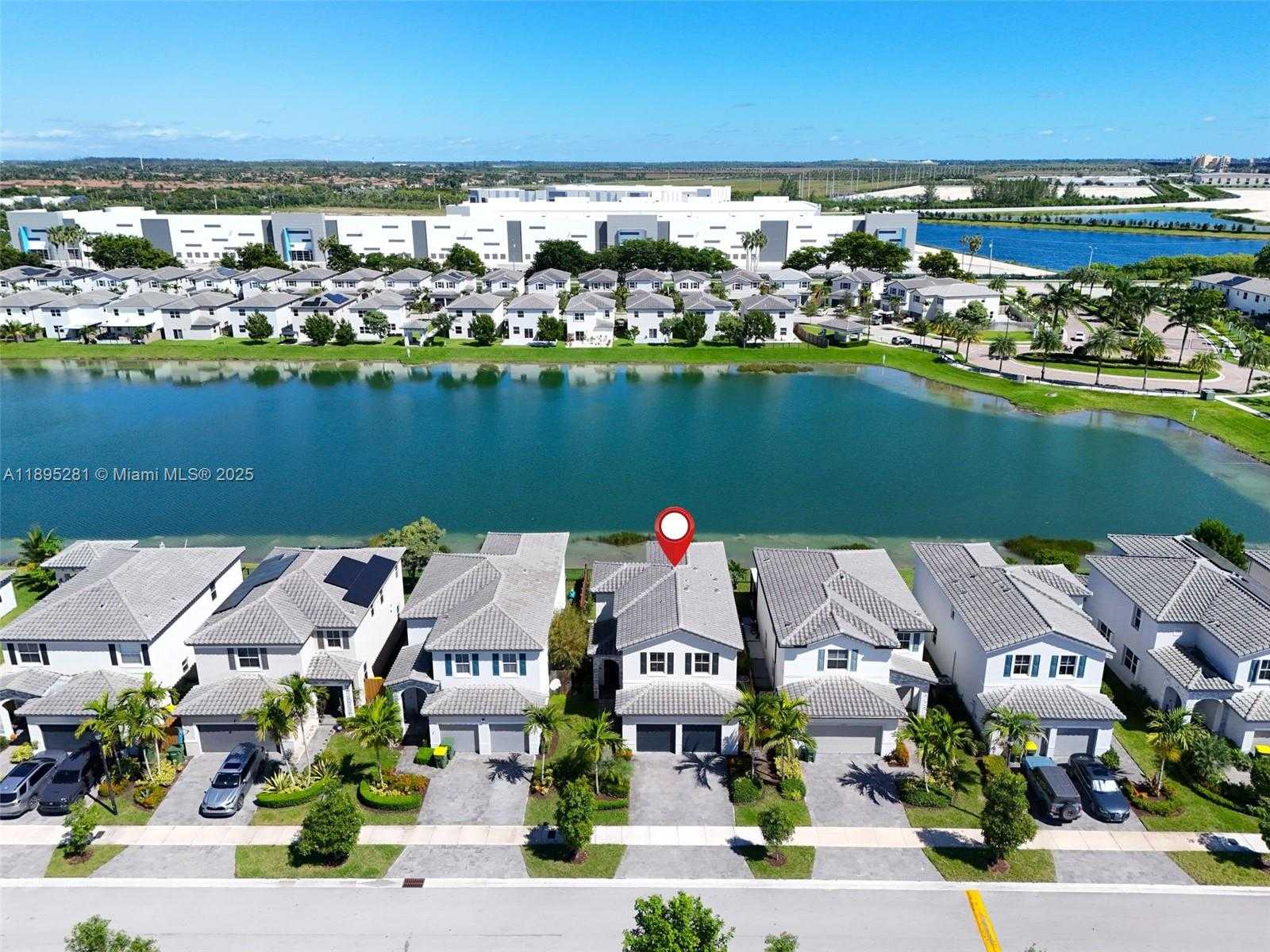 Small Image of 1411 SOUTH EAST 26TH RD, Homestead Number 52