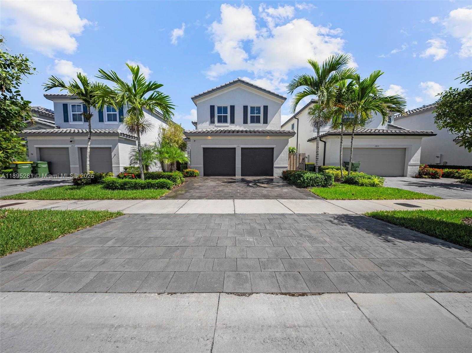 Small Image of 1411 SOUTH EAST 26TH RD, Homestead Number 57