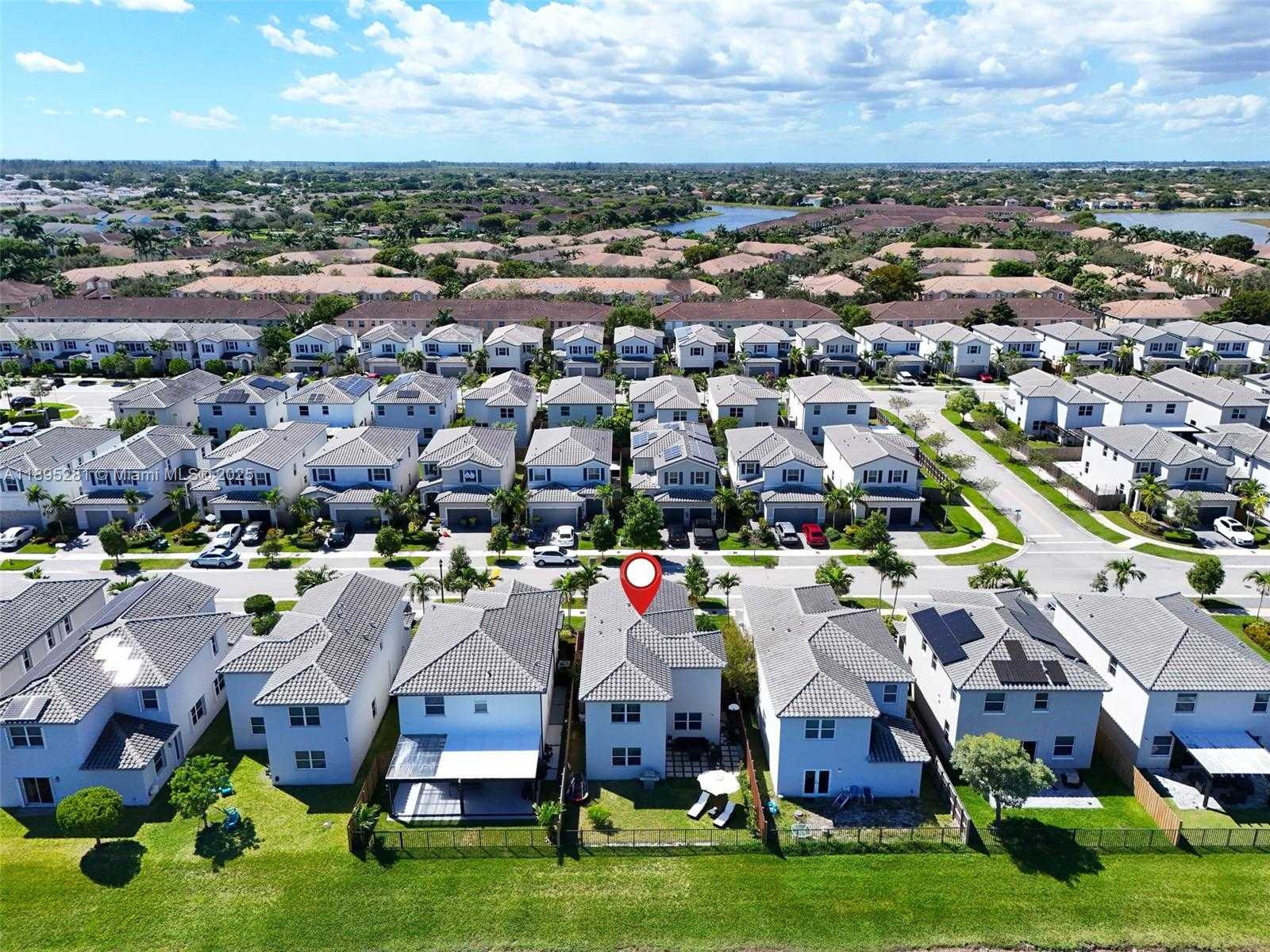 Small Image of 1411 SOUTH EAST 26TH RD, Homestead Number 65