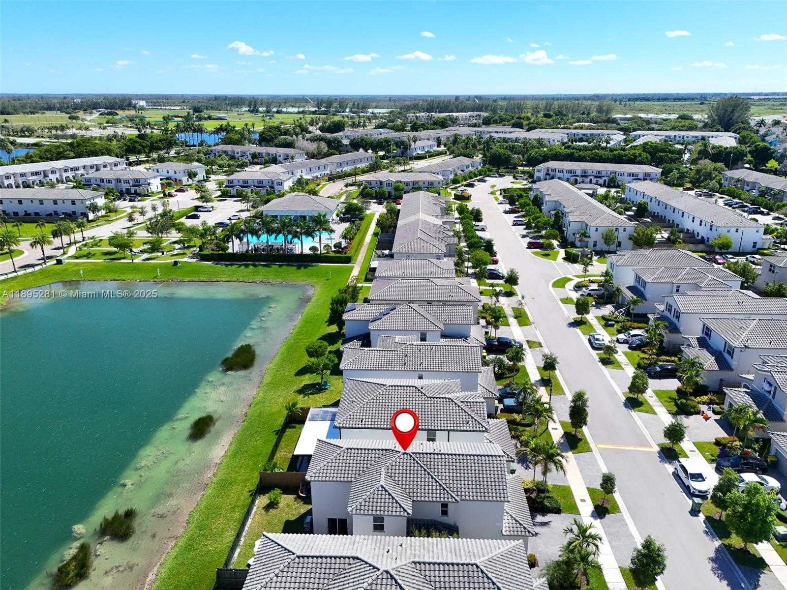 Small Image of 1411 SOUTH EAST 26TH RD, Homestead Number 66