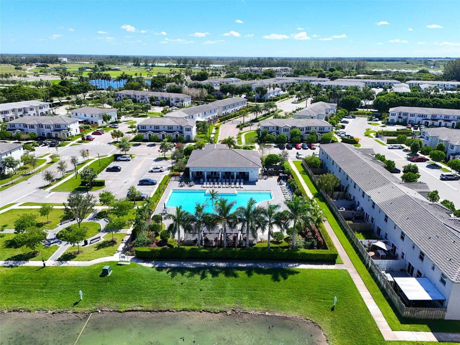 Small Image of 1411 SOUTH EAST 26TH RD, Homestead Number 67