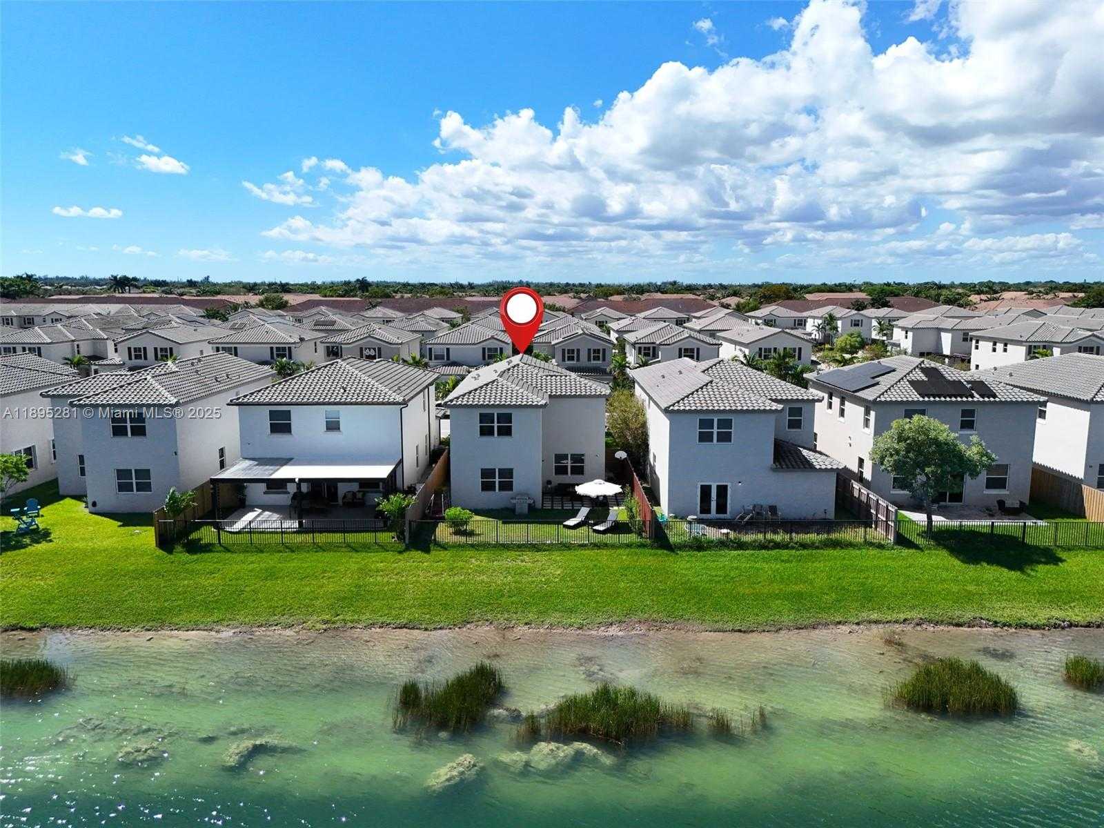 Small Image of 1411 SOUTH EAST 26TH RD, Homestead Number 68