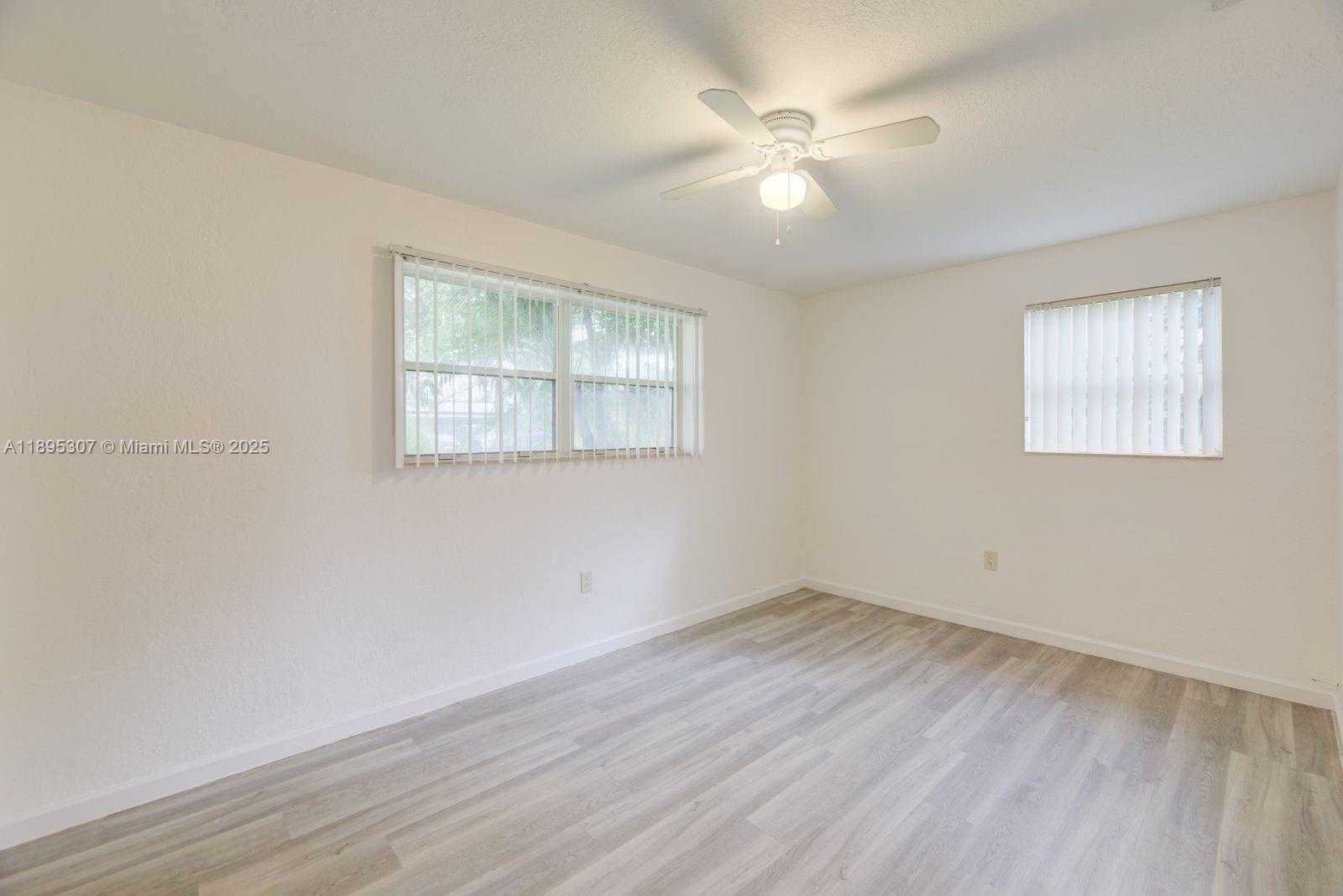 Small Image of 7720 NORTH WEST 15TH ST, Pembroke Pines Number 6