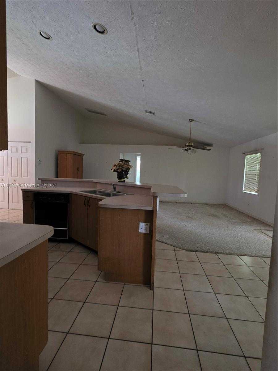 Small Image of 4802 MATANZAS AVE, Fort Pierce Number 15