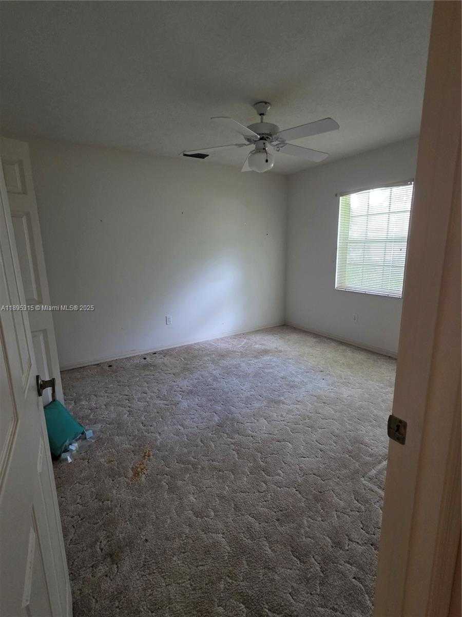 Small Image of 4802 MATANZAS AVE, Fort Pierce Number 18