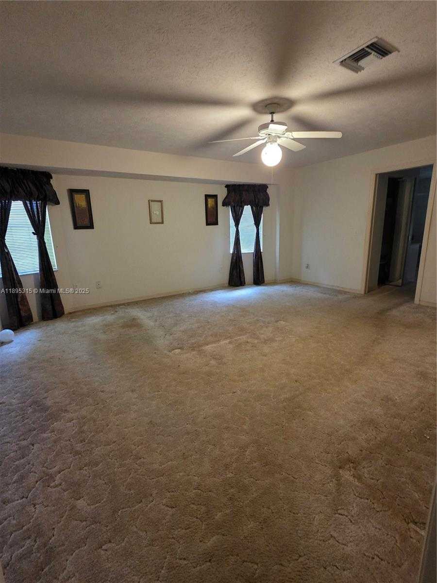 Small Image of 4802 MATANZAS AVE, Fort Pierce Number 4
