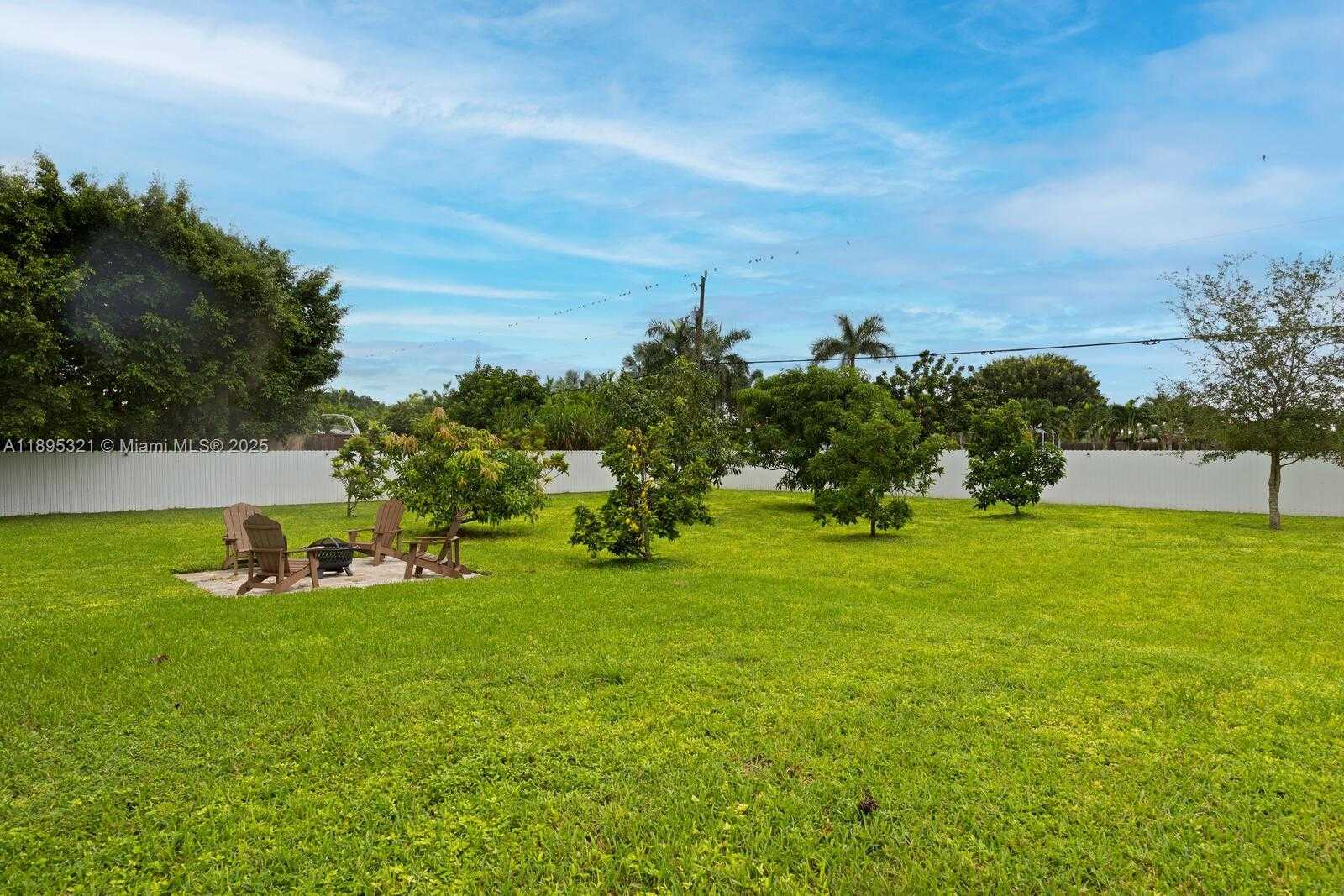 Small Image of 24301 SOUTH WEST 212TH AVE, Homestead Number 33