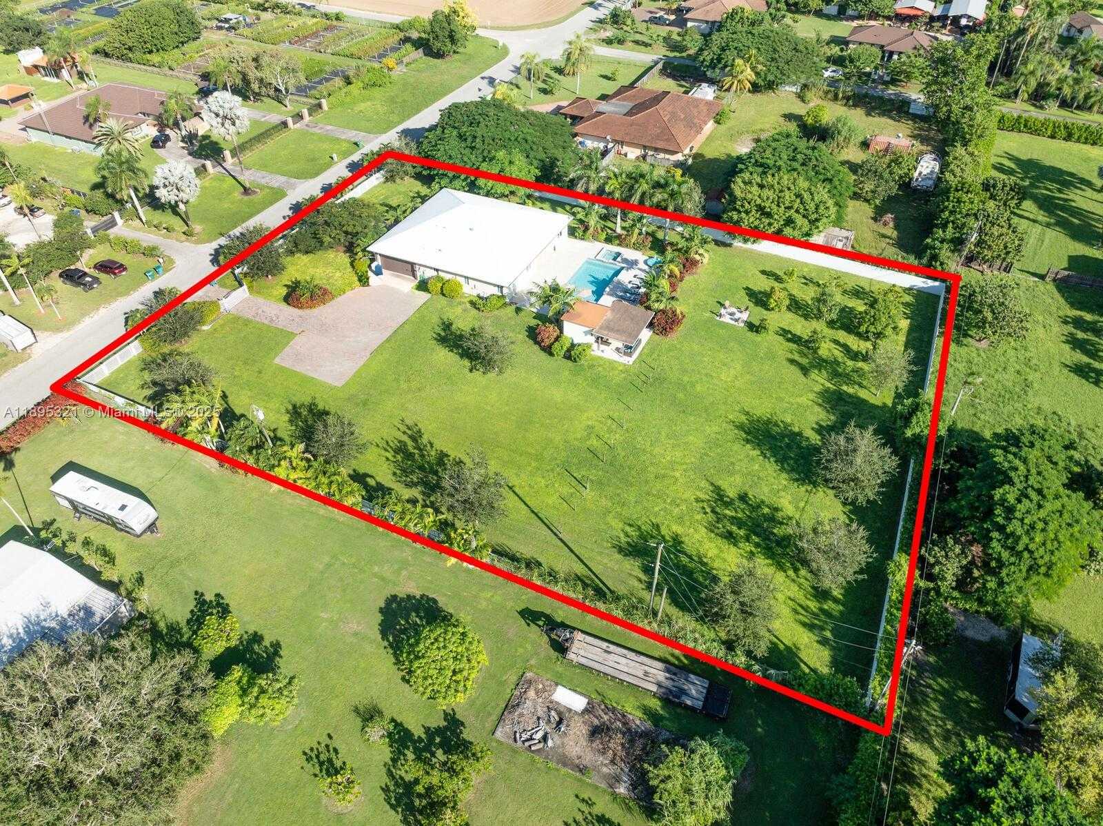Small Image of 24301 SOUTH WEST 212TH AVE, Homestead Number 44