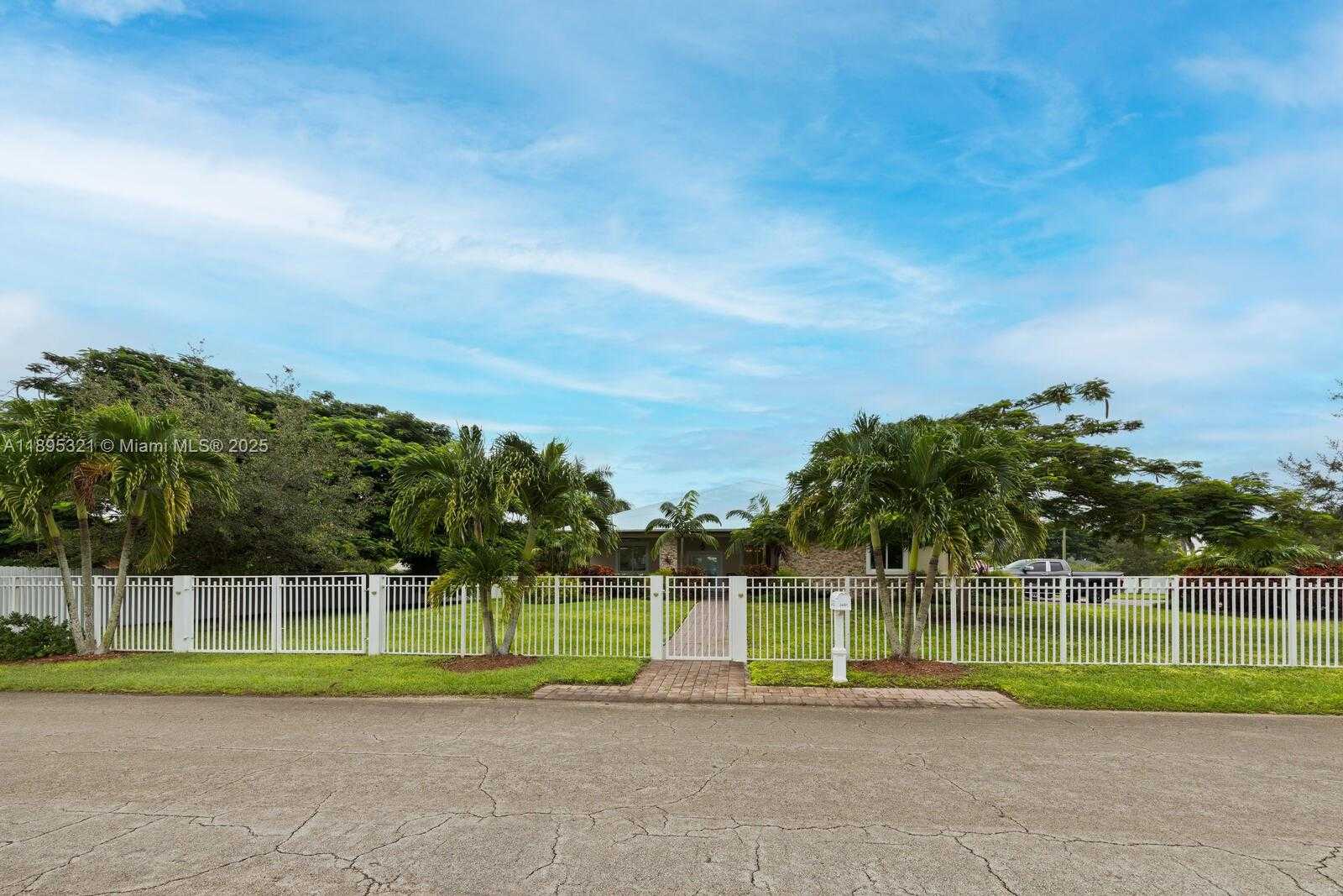 Small Image of 24301 SOUTH WEST 212TH AVE, Homestead Number 6