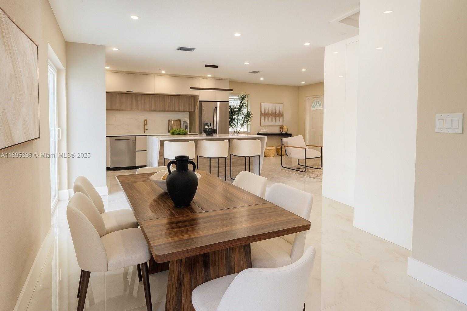 Small Image of 1399 NORTH EAST 38TH ST, Oakland Park Number 12