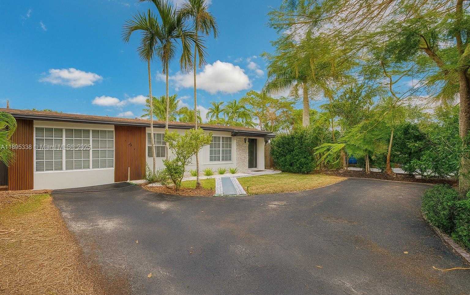 Small Image of 1399 NORTH EAST 38TH ST, Oakland Park Number 2