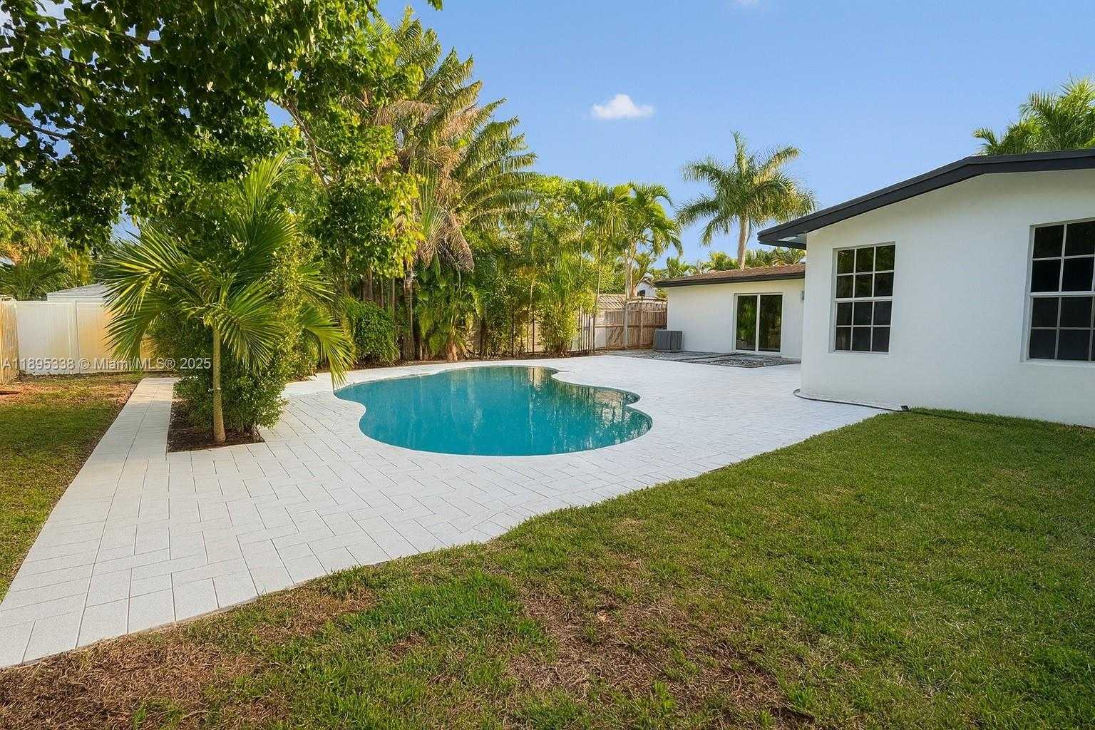 Small Image of 1399 NORTH EAST 38TH ST, Oakland Park Number 34