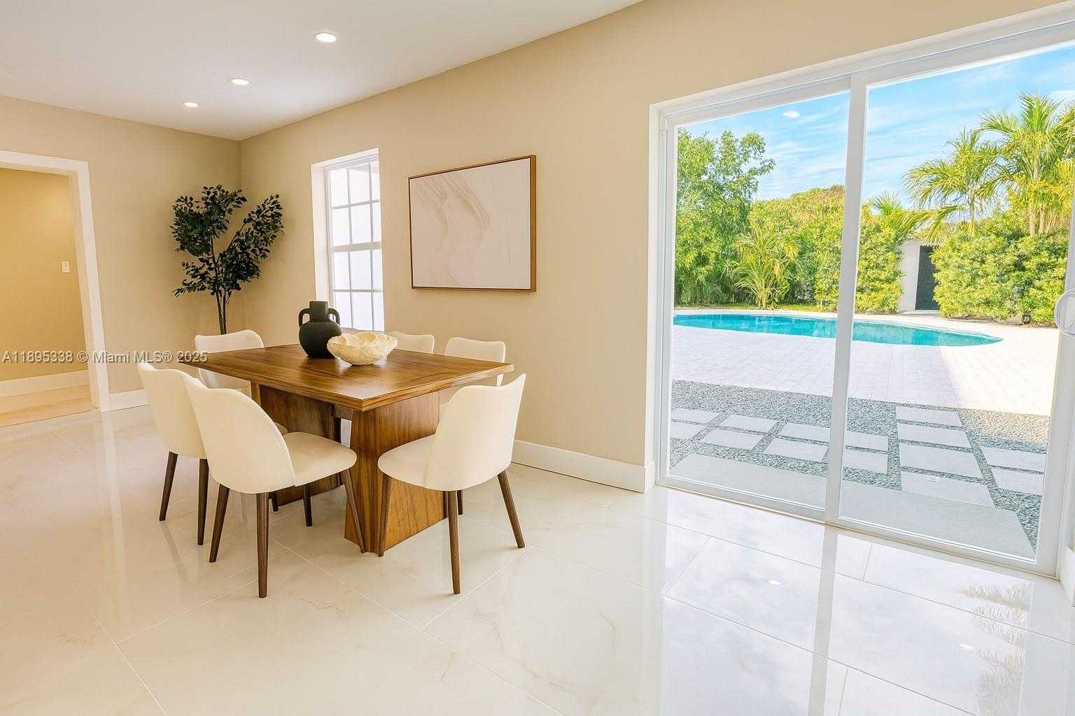 Small Image of 1399 NORTH EAST 38TH ST, Oakland Park Number 4