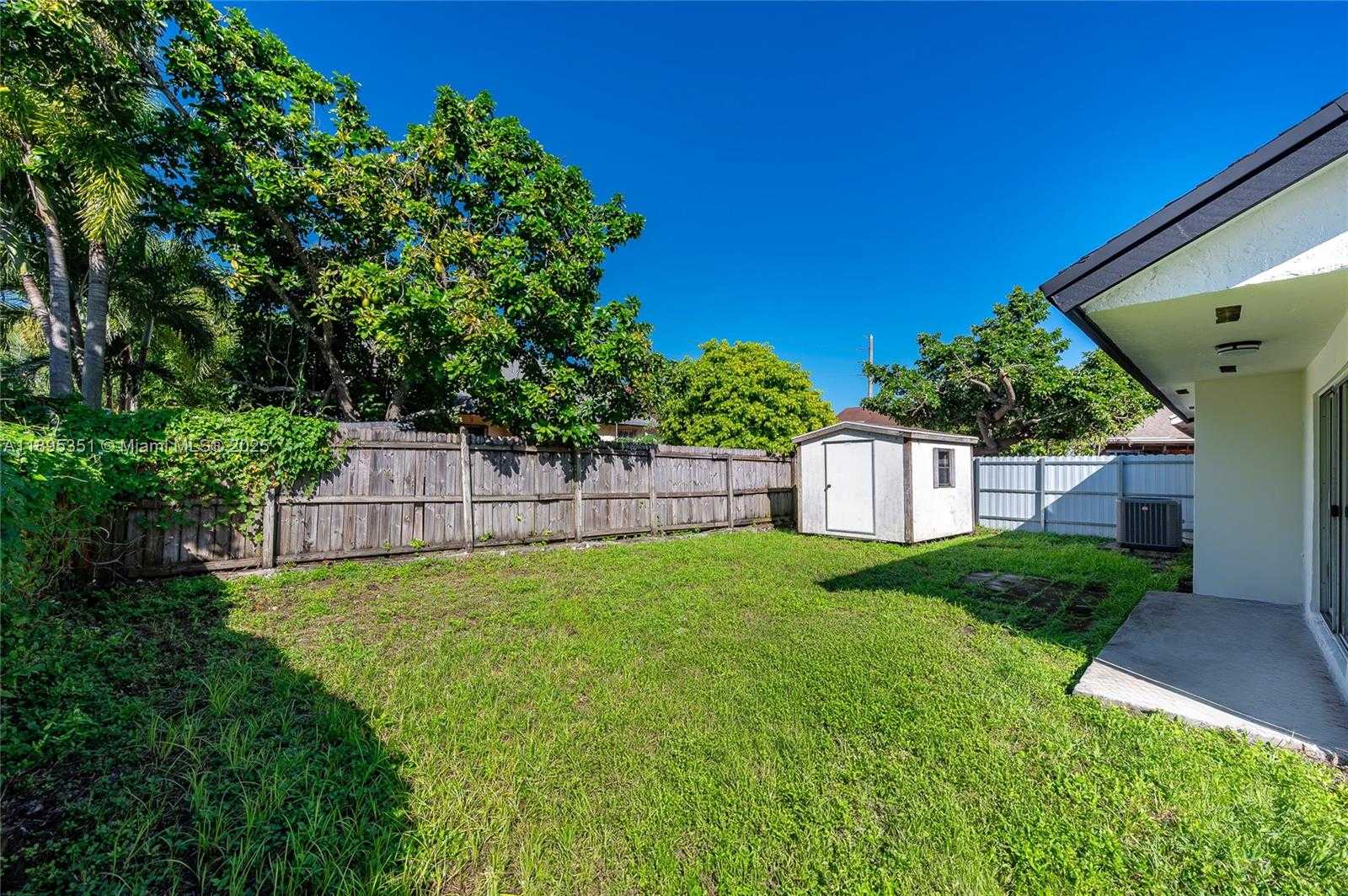Small Image of 29790 SOUTH WEST 161ST CT, Homestead Number 21