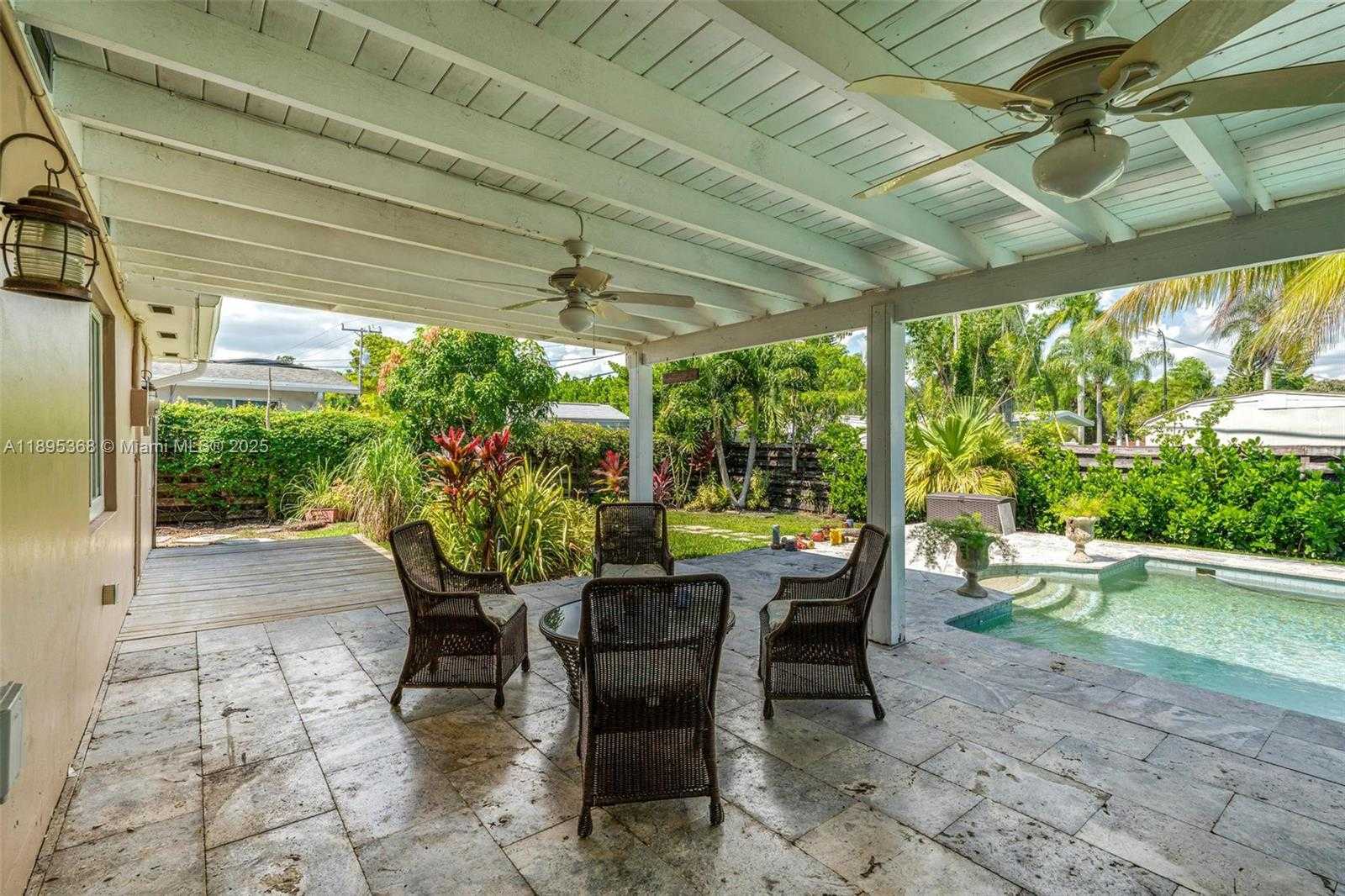 Small Image of 8761 RIDGELAND DR, Cutler Bay Number 20