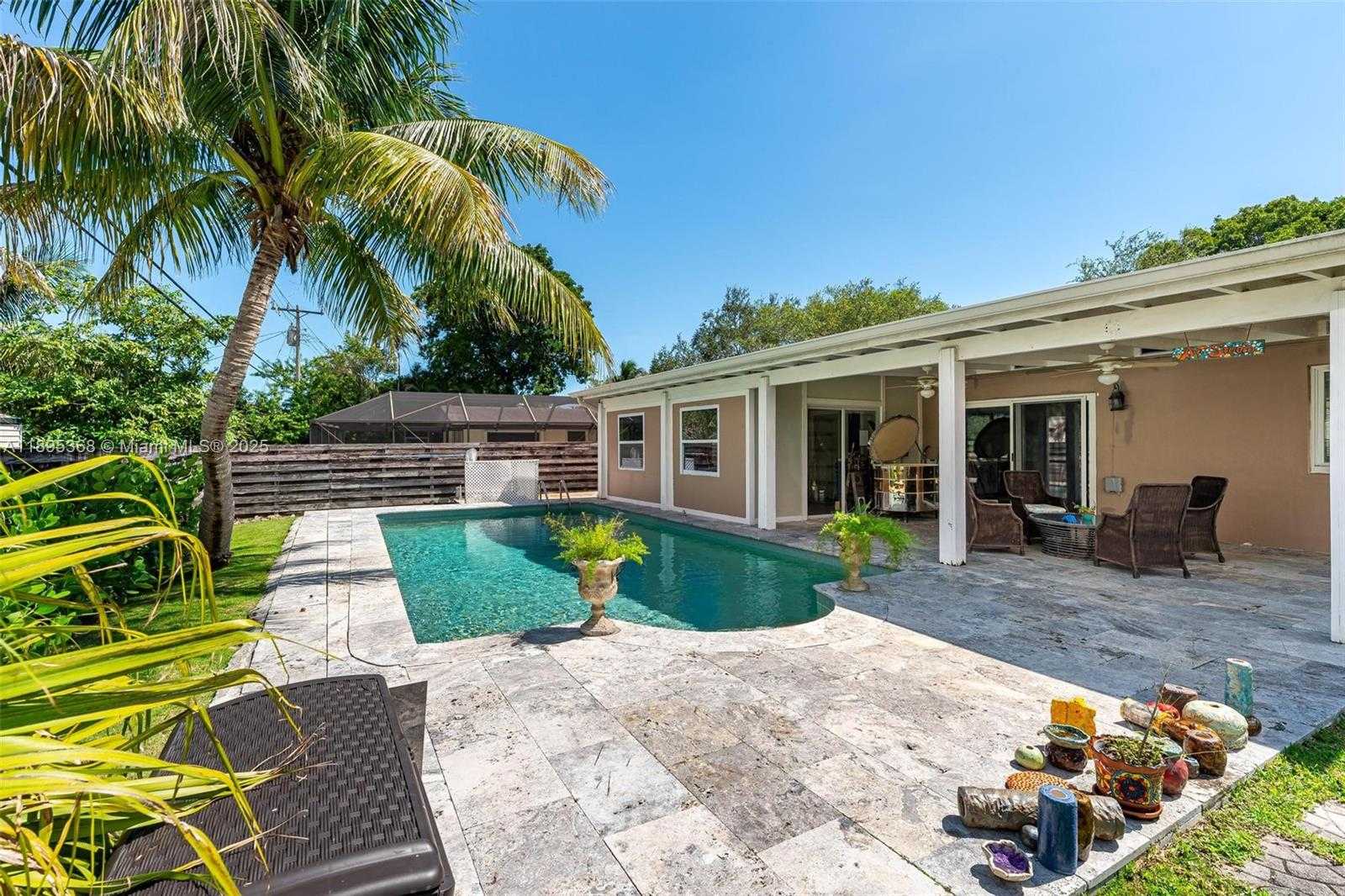Small Image of 8761 RIDGELAND DR, Cutler Bay Number 21