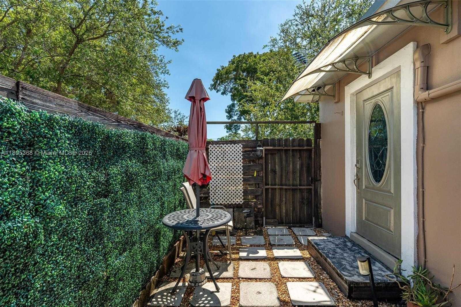 Small Image of 8761 RIDGELAND DR, Cutler Bay Number 27