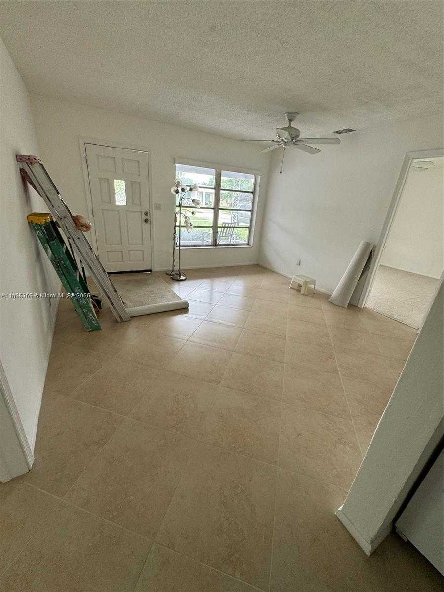 Small Image of 230 NORTH WEST 55TH ST, Oakland Park Number 3