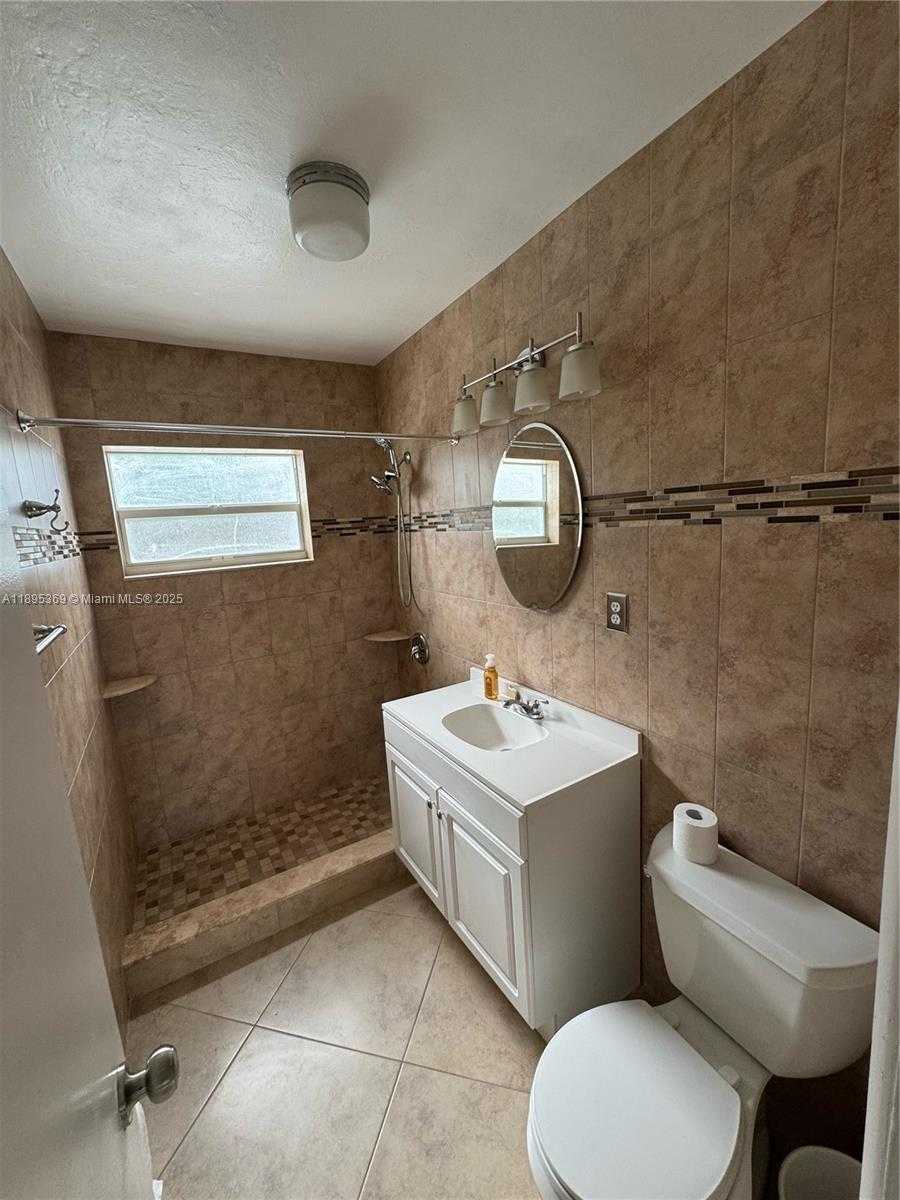 Small Image of 230 NORTH WEST 55TH ST, Oakland Park Number 8