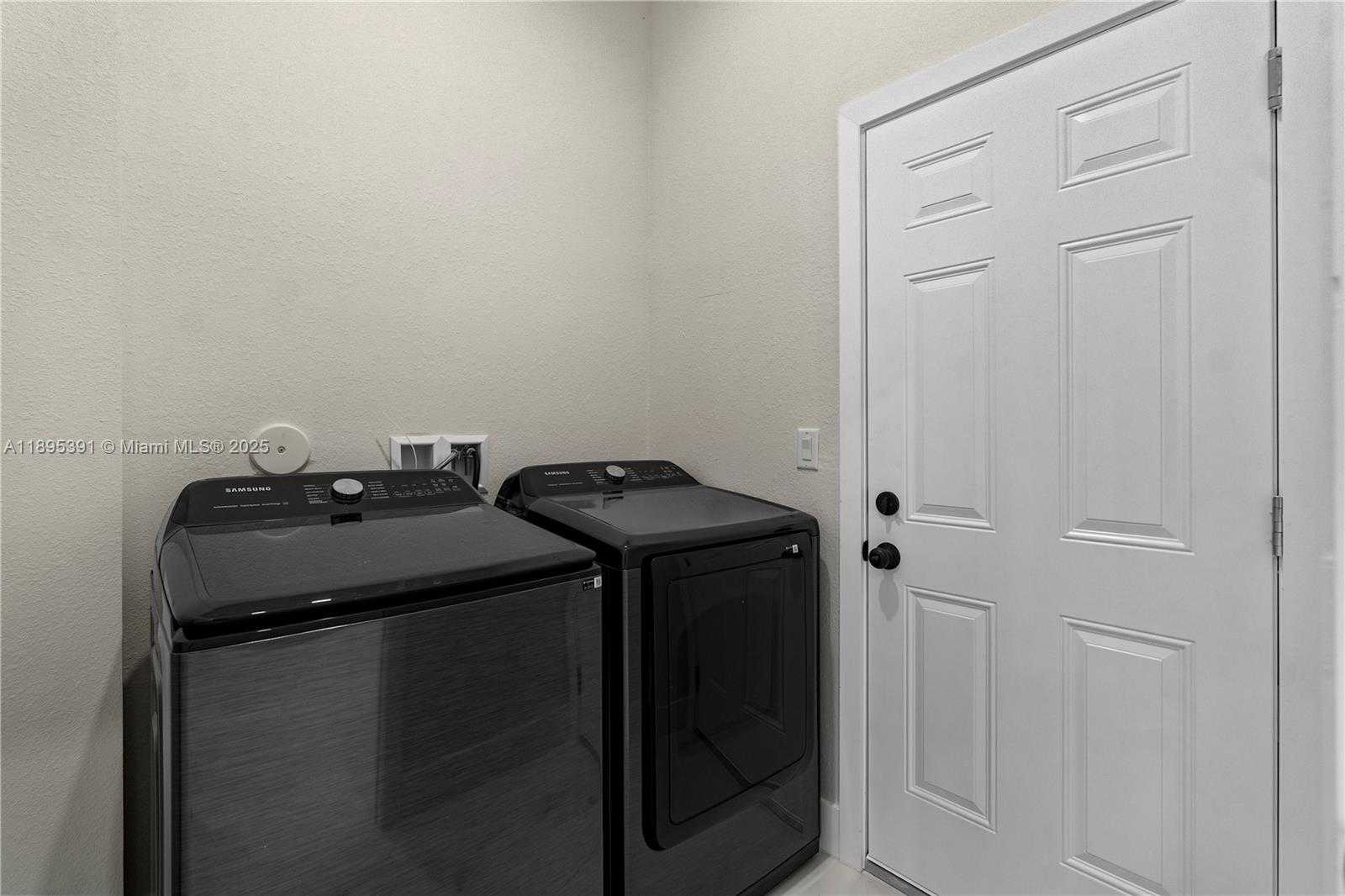 Small Image of 2725 NORTH WEST 21ST AVE, Oakland Park Number 25