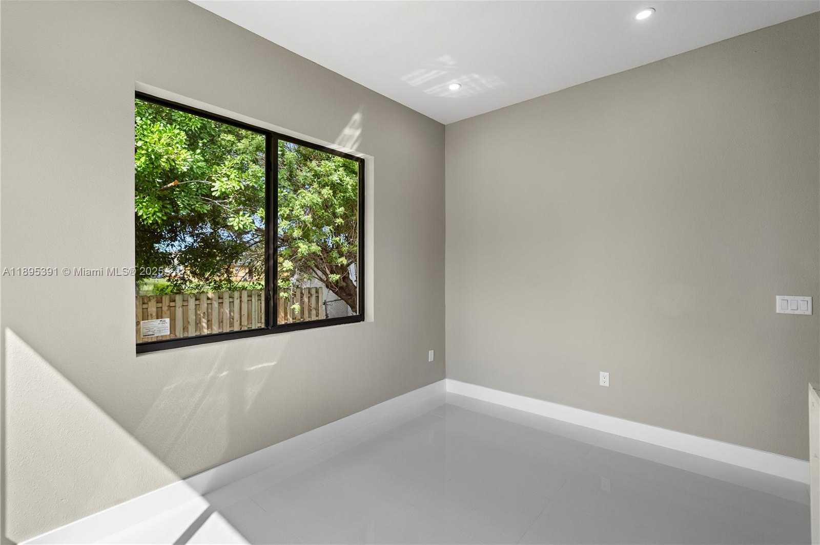 Small Image of 2725 NORTH WEST 21ST AVE, Oakland Park Number 29