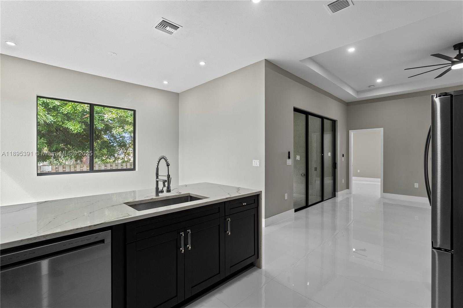 Small Image of 2725 NORTH WEST 21ST AVE, Oakland Park Number 8