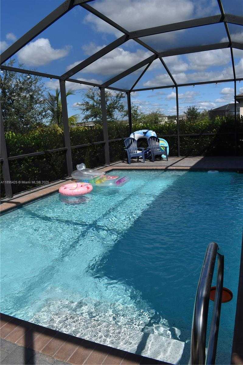 Small Image of 14555 MONROVIA LN, Fort Myers Number 23
