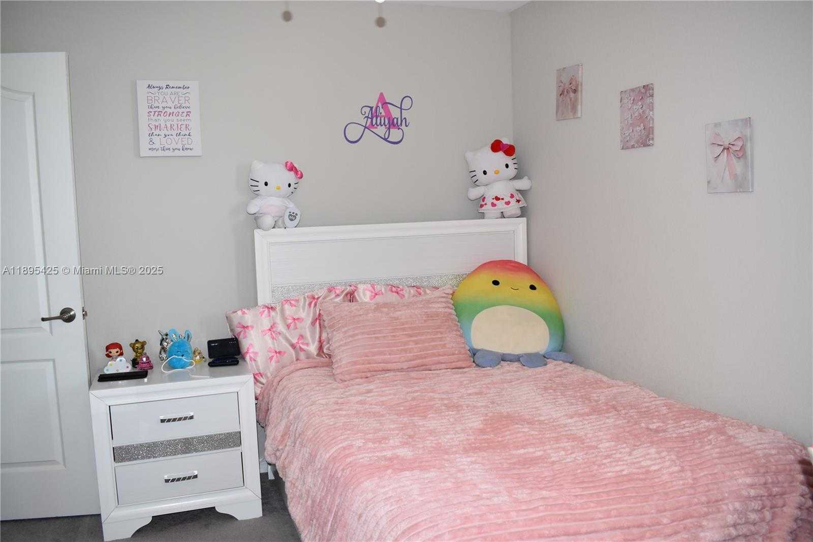 Small Image of 14555 MONROVIA LN, Fort Myers Number 33