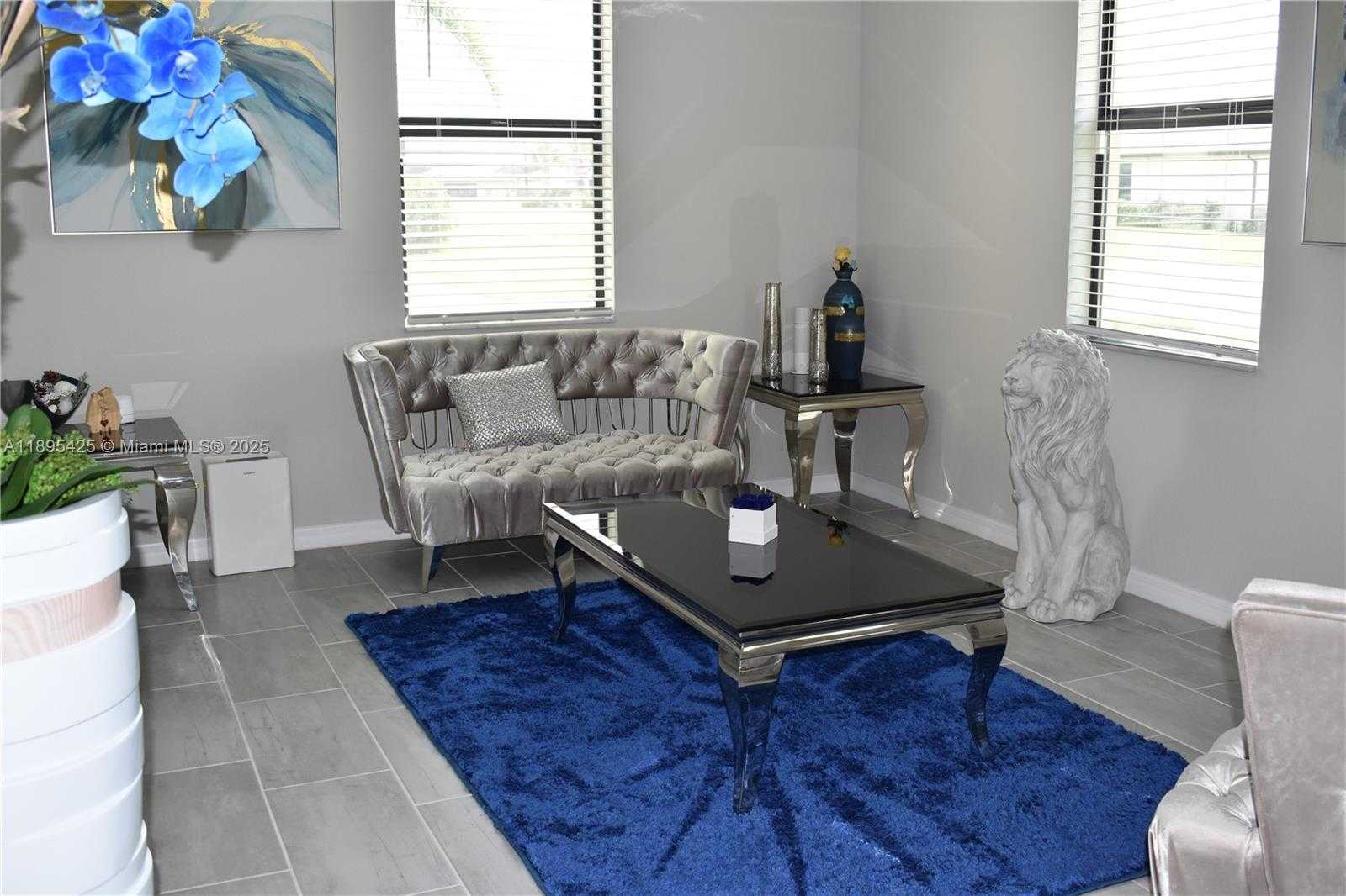 Small Image of 14555 MONROVIA LN, Fort Myers Number 8