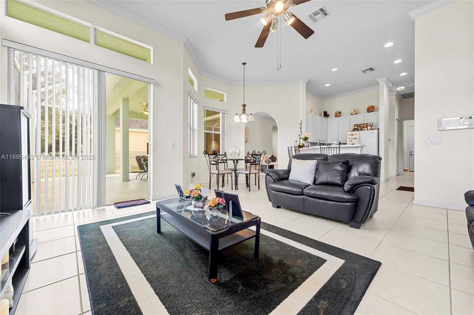 Small Image of 172 NORTH WEST MAGNOLIA LAKES BLVD, Port St. Lucie Number 2