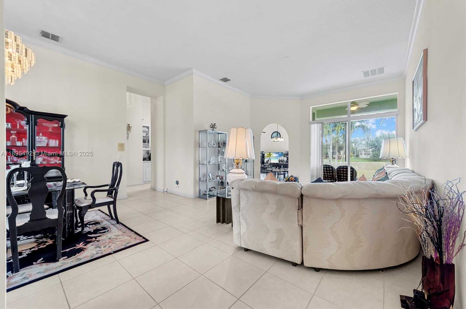 Small Image of 172 NORTH WEST MAGNOLIA LAKES BLVD, Port St. Lucie Number 9