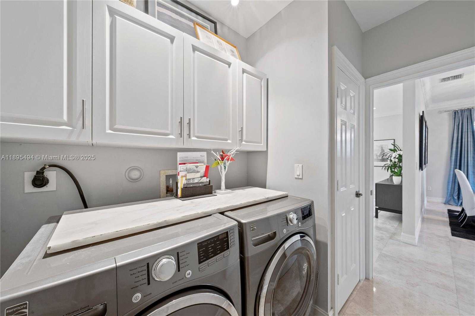 Small Image of 1608 SOUTH EAST 1ST ST, Fort Lauderdale Number 32