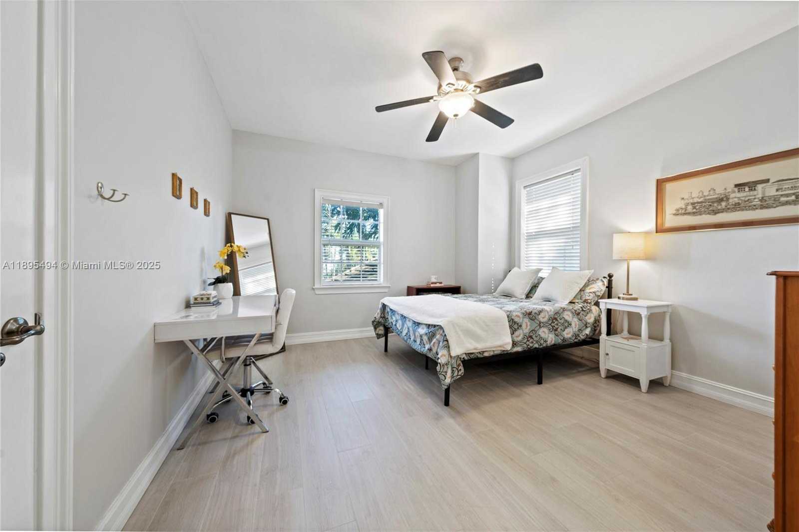 Small Image of 1608 SOUTH EAST 1ST ST, Fort Lauderdale Number 39