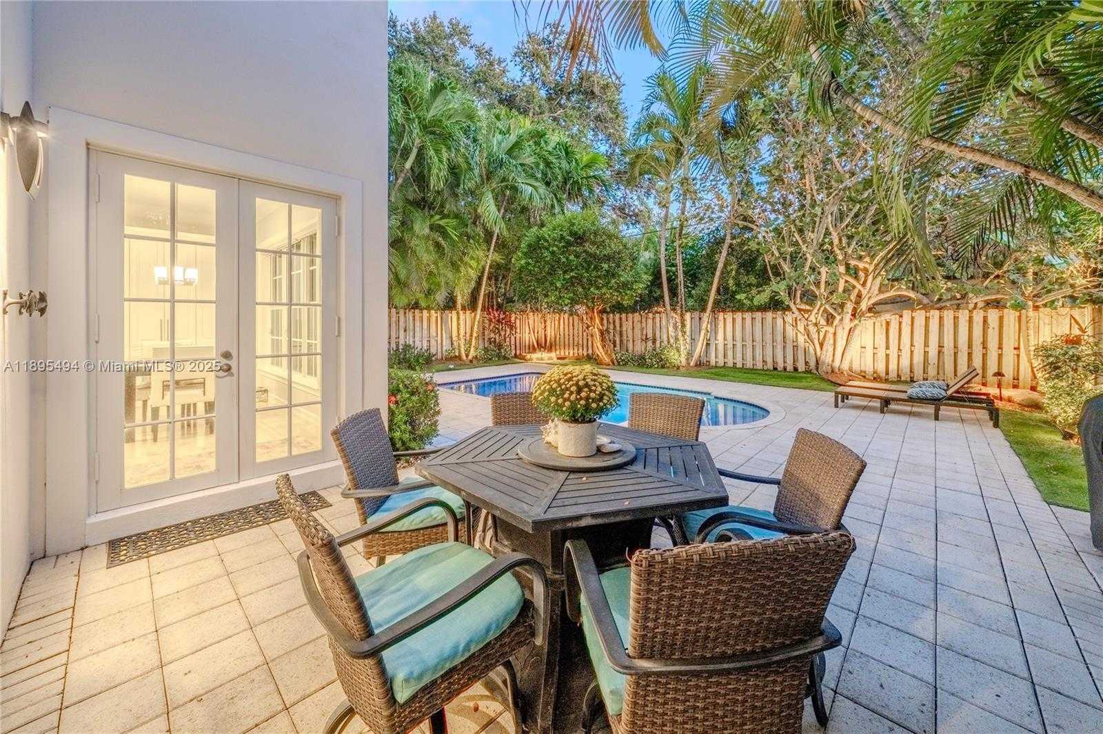 Small Image of 1608 SOUTH EAST 1ST ST, Fort Lauderdale Number 9