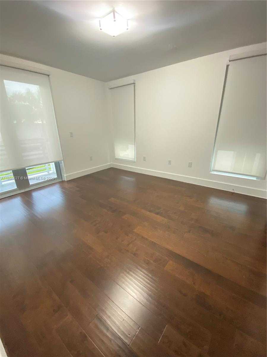 Small Image of 8255 NORTH WEST 34TH ST, Doral Number 12