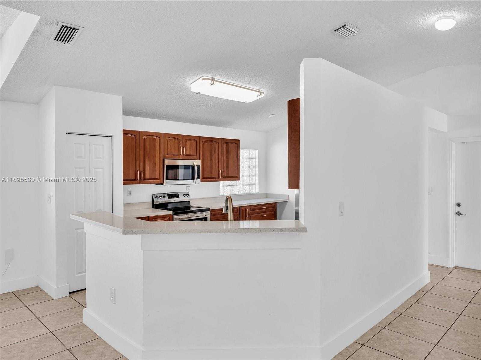 Small Image of 4147 SAPPHIRE TER, Weston Number 24