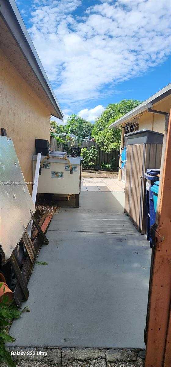 Small Image of 24864 SOUTH WEST 128TH PL, Homestead Number 6