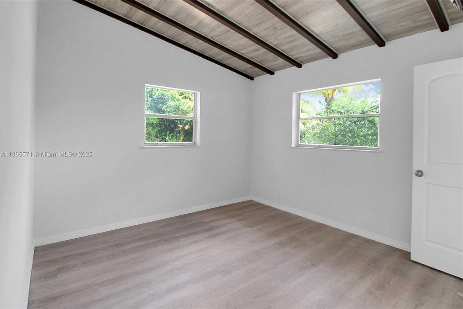 Small Image of Fort Lauderdale Number 11
