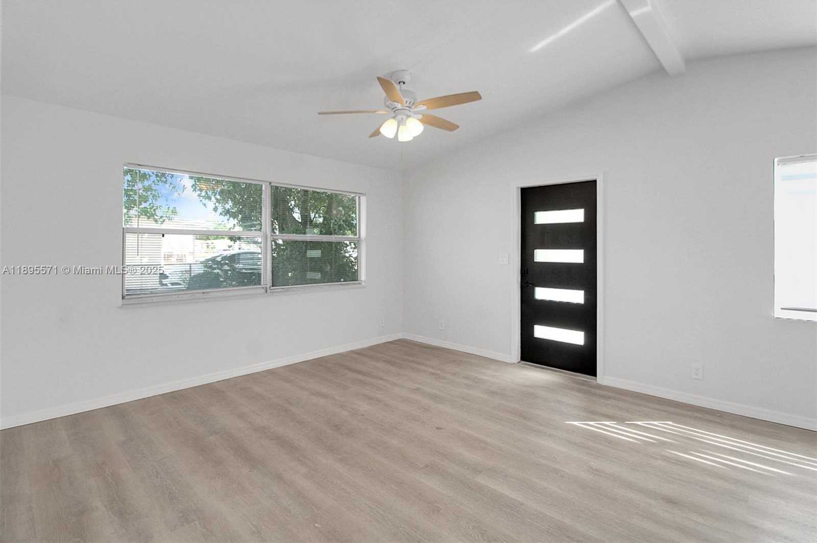 Small Image of Fort Lauderdale Number 3