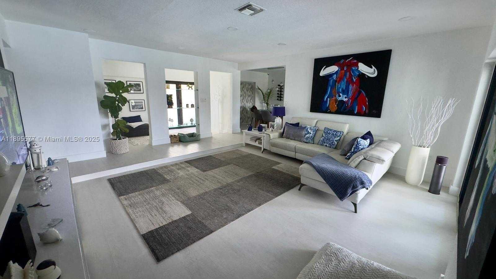 Small Image of 6705 FICUS DR, Miramar Number 13