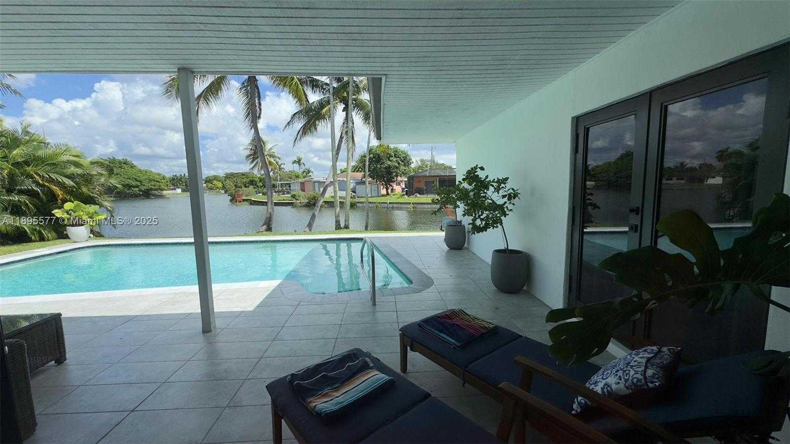 Small Image of 6705 FICUS DR, Miramar Number 27
