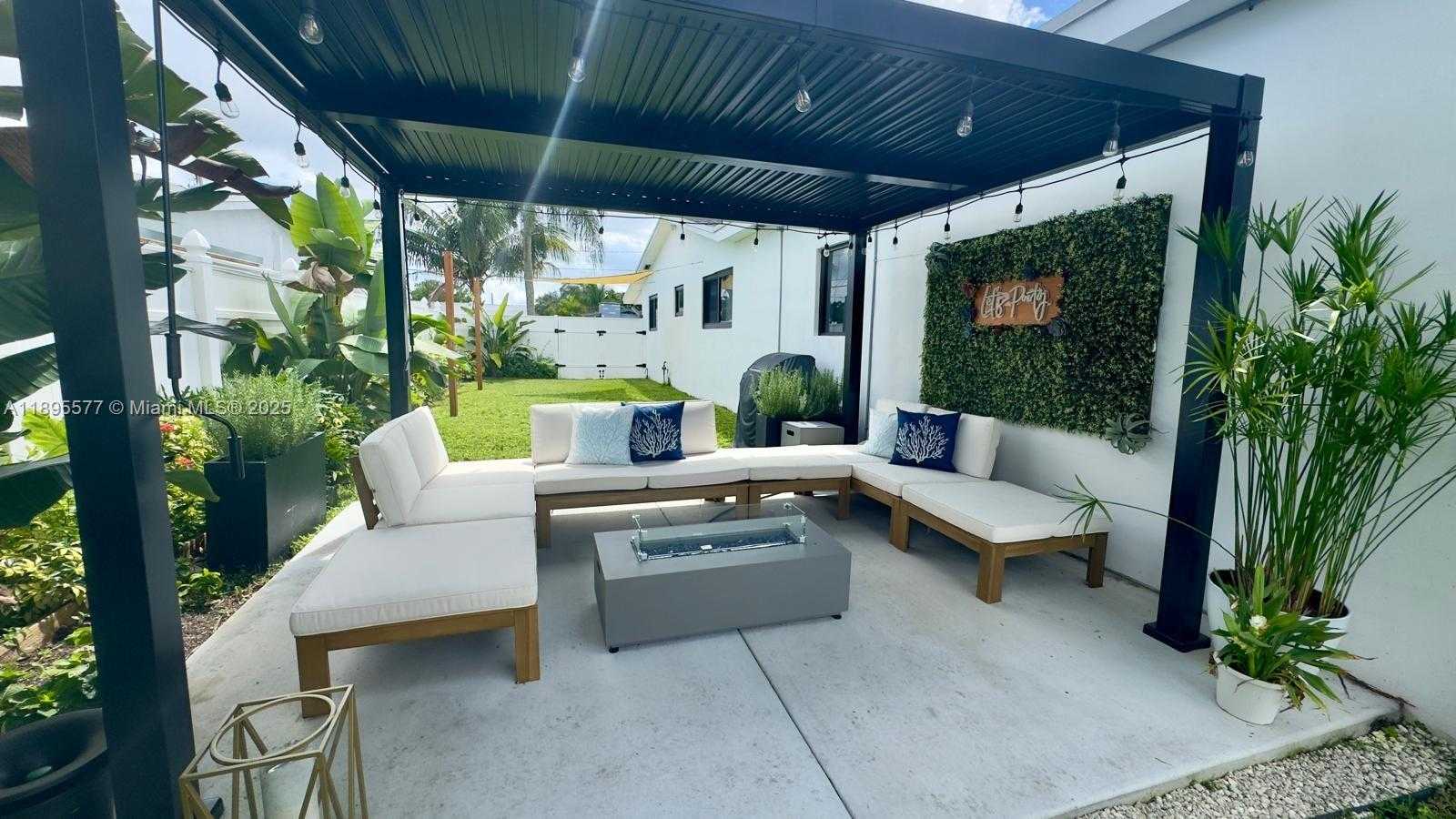 Small Image of 6705 FICUS DR, Miramar Number 31