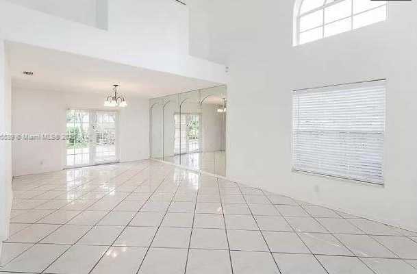 Small Image of 965 NORTH WEST 210 WAY, Pembroke Pines Number 4
